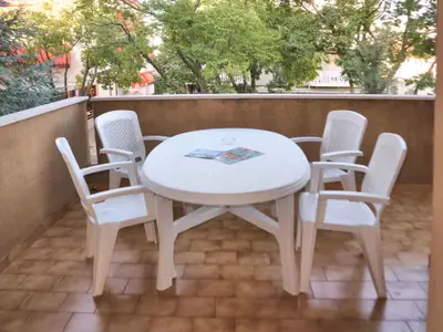 Ferienwohnung für 5 Personen (37 m²) in Lignano 2/6