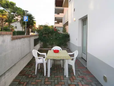 Ferienwohnung für 3 Personen (24 m²) in Lignano 1/5