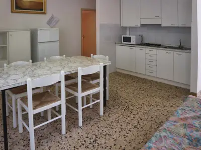 Ferienwohnung für 5 Personen (1 m²) in Lignano 5/8