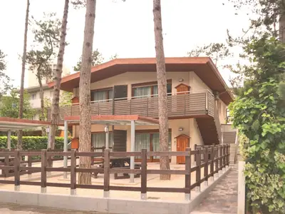 Ferienwohnung für 5 Personen (45 m²) in Lignano Sabbiadoro 1/8