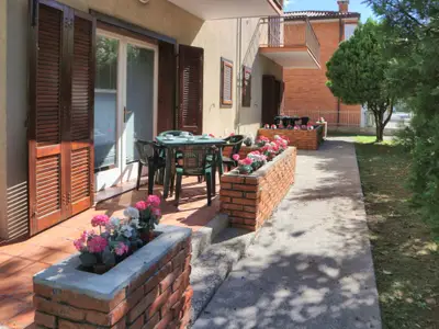 Ferienwohnung für 5 Personen (50 m²) in Lignano 1/9