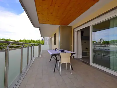 Ferienwohnung für 8 Personen (75 m²) in Lignano 1/10