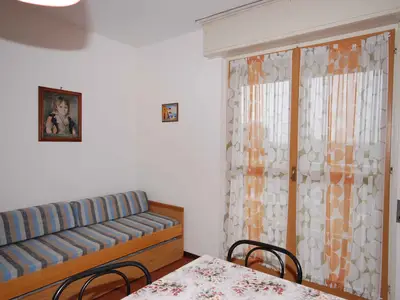 Ferienwohnung für 5 Personen (55 m²) in Lignano 3/10