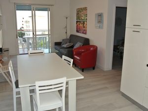 23072931-Ferienwohnung-6-Lignano Sabbiadoro-300x225-4