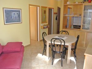 23011661-Ferienwohnung-4-Lignano Sabbiadoro-300x225-1