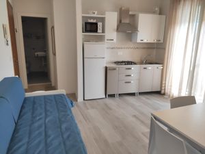 23535457-Ferienwohnung-4-Lignano Sabbiadoro-300x225-1