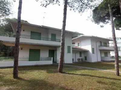 Ferienwohnung für 10 Personen (100 m²) in Lignano Sabbiadoro 1/10