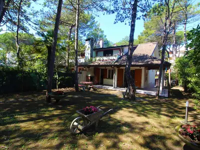 Ferienwohnung für 8 Personen (1 m²) in Lignano Sabbiadoro 1/10
