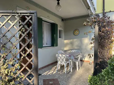 Ferienwohnung für 4 Personen (40 m²) in Lignano Sabbiadoro 1/10