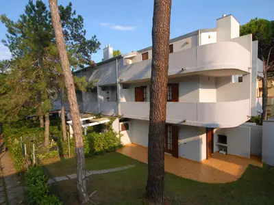Ferienwohnung für 5 Personen (1 m²) in Lignano Sabbiadoro 1/10