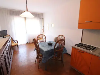 Ferienwohnung für 5 Personen (1 m²) in Lignano Sabbiadoro 6/10