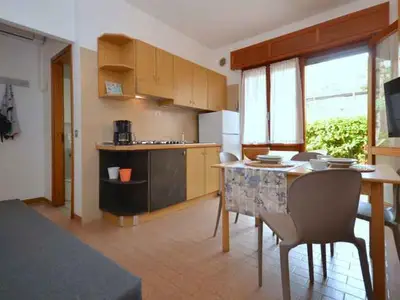 Ferienwohnung für 4 Personen (30 m²) in Lignano 6/10