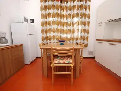 Ferienwohnung für 5 Personen (55 m²) in Lignano 2/10