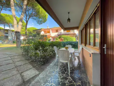 Ferienwohnung für 7 Personen (55 m²) in Lignano 4/10