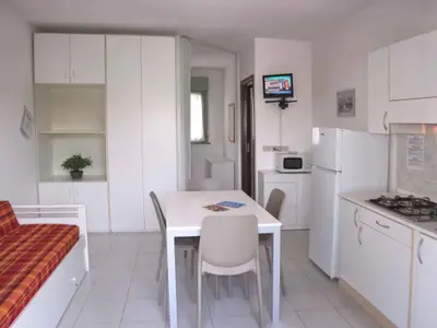 Ferienwohnung für 3 Personen (25 m²) in Lignano 3/10