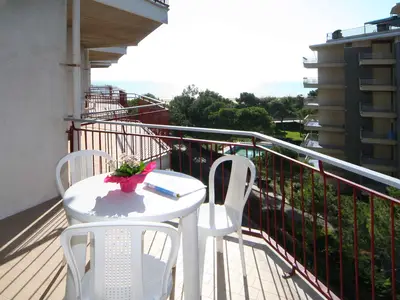 Ferienwohnung für 6 Personen (49 m²) in Lignano 1/10