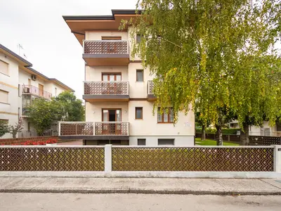 Ferienwohnung für 5 Personen (45 m²) in Lignano 2/10