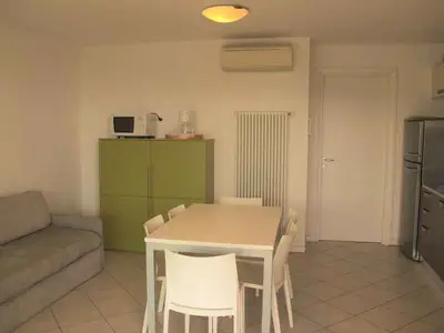 Ferienwohnung für 8 Personen (70 m²) in Lignano 6/10