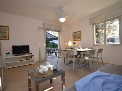 Ferienwohnung für 8 Personen (65 m²) in Lignano 6/10