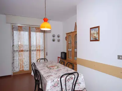 Ferienwohnung für 5 Personen (55 m²) in Lignano 4/10