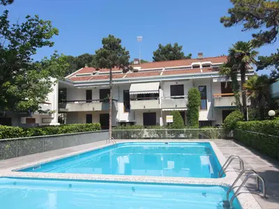 Ferienwohnung für 5 Personen (1 m²) in Lignano Sabbiadoro 1/10