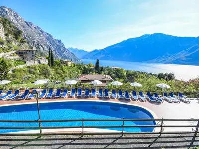 Ferienwohnung für 4 Personen (45 m²) in Limone Sul Garda 1/10