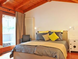 22011871-Ferienwohnung-4-Limone Sul Garda-300x225-2