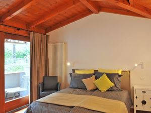 22011871-Ferienwohnung-4-Limone Sul Garda-300x225-5