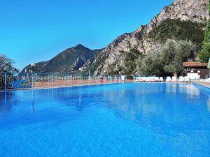 23850151-Ferienwohnung-4-Limone Sul Garda-300x225-0