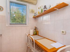 23726884-Ferienwohnung-3-Linardići-300x225-3