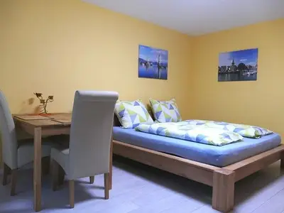 Schlafzimmer 2 - Doppelbett