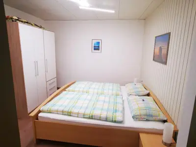 W1 Schlafzimmer 2