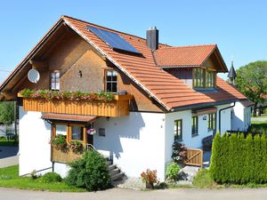 Ferienwohnung für 4 Personen (63 m²) ab 85 € in Lindenberg im Allgäu