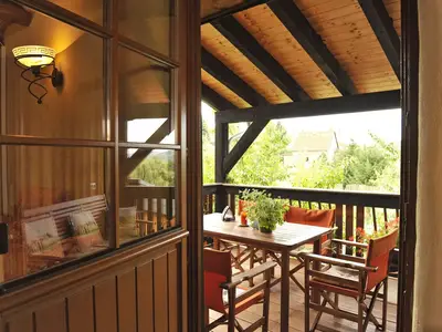 Ferienwohnung 1: überdachter Balkon