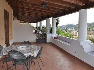 23665429-Ferienwohnung-4-Lipari-300x225-2