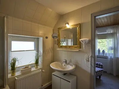 Badezimmer der Ferienwohnung im Haus Tourneur in Lippetal
