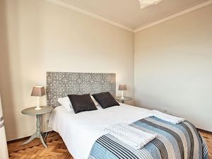 22490781-Ferienwohnung-30-Lissabon-300x225-4