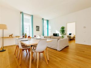 22674887-Ferienwohnung-6-Lissabon-300x225-1