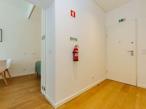 22675177-Ferienwohnung-4-Lissabon-300x225-5