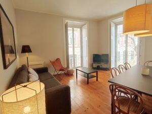 24048664-Ferienwohnung-6-Lissabon-300x225-1