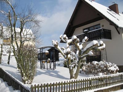 Haus und Garten im Winter