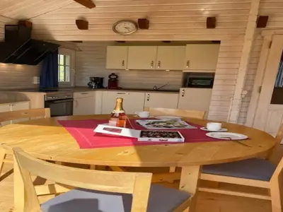 DiningRoom DiningRoom