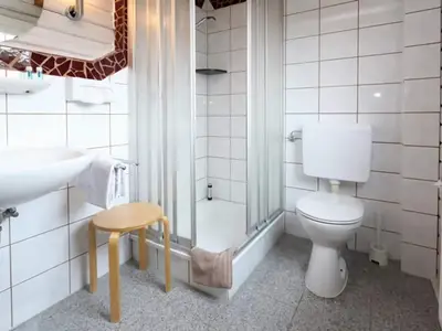 BathRoom BathRoom