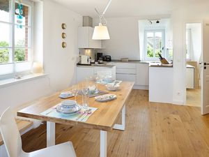 23967852-Ferienwohnung-2-List-300x225-0