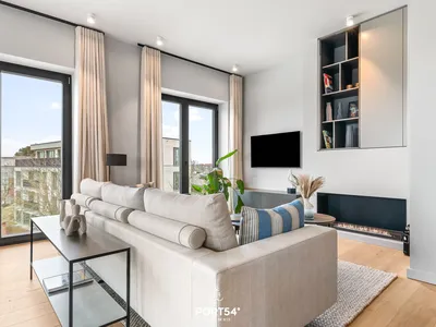Kamin-/Ofen
