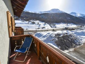 23851361-Ferienwohnung-5-Livigno-300x225-4