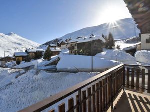 23852444-Ferienwohnung-7-Livigno-300x225-3