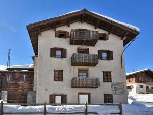 23852329-Ferienwohnung-4-Livigno-300x225-5