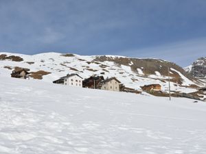 23851855-Ferienwohnung-4-Livigno-300x225-5