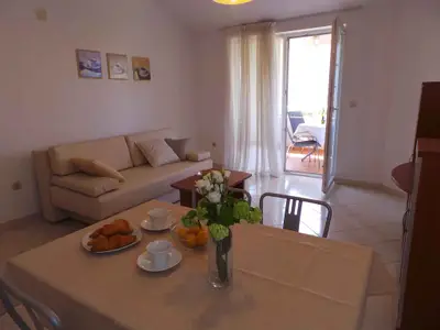 Ferienwohnung für 4 Personen (50 m²) in Liznjan 1/10